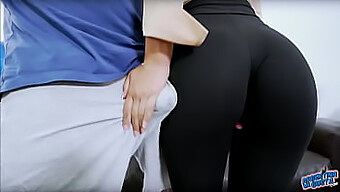 Teen In Black Leggings Shows Off Her Feet And Cameltoe In Hot Video