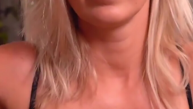 Deutscher Handjob Und Dirty Talk In Hochauflösendem Video.