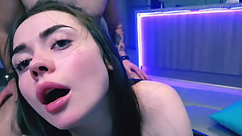 Orale Seks En Creampie Van Een Amateurstel In Hd-Video